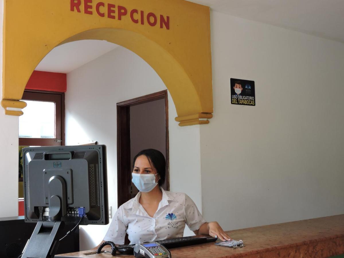 Hotel Y Restaurante Meson Del Gitano Caucasia Zewnętrze zdjęcie