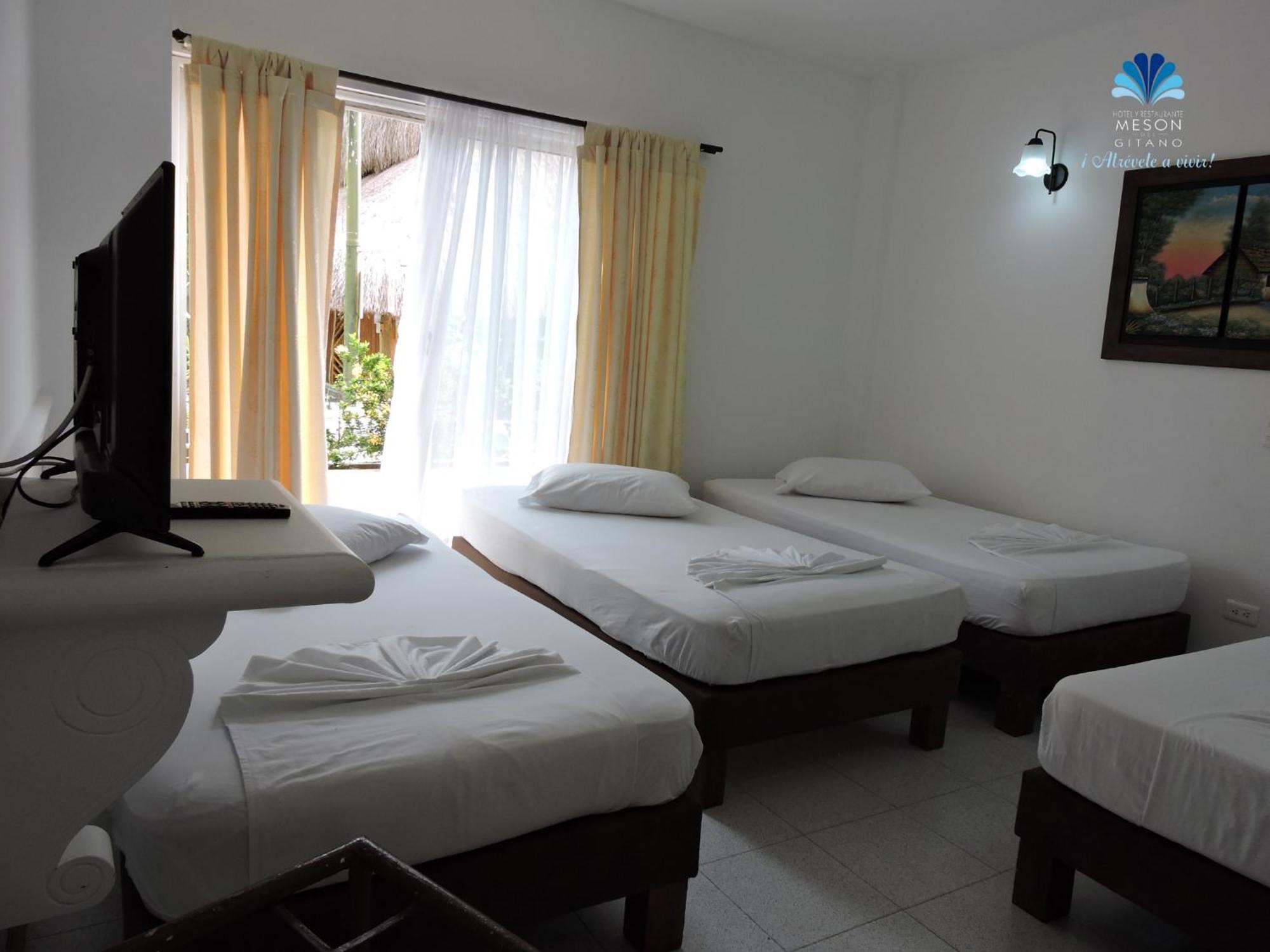 Hotel Y Restaurante Meson Del Gitano Caucasia Pokój zdjęcie