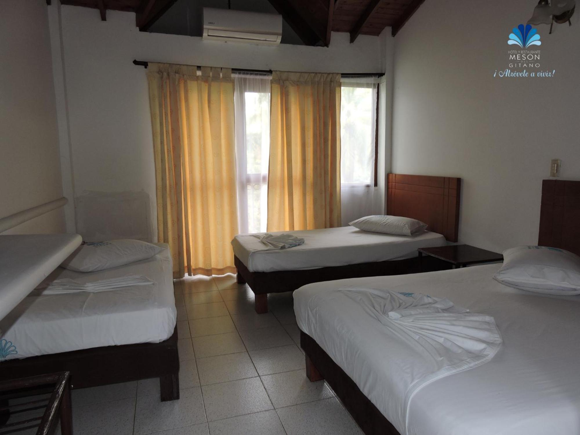 Hotel Y Restaurante Meson Del Gitano Caucasia Pokój zdjęcie